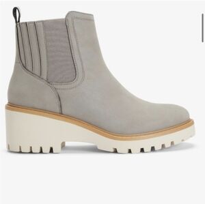 Maurices SuperCush Colby Gray Chelsea Boots Womens Size 9.5